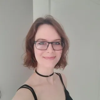 PERNILLE søger 34-110 m2 lejlighed til leje